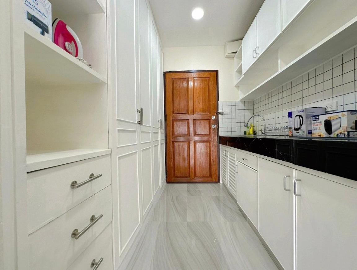 Studio Apartment Diana Estate Condominium Pattaya Bagian luar foto